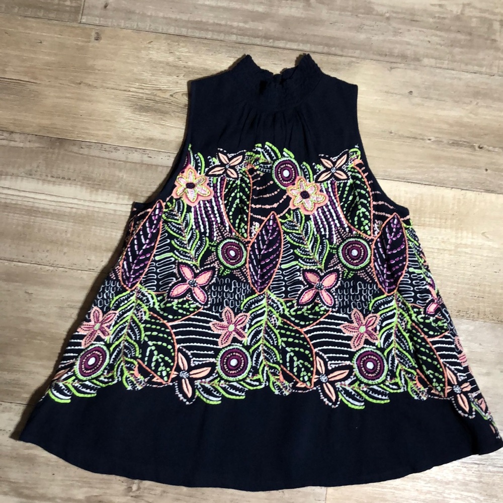 Navy Embroidery Boho Floral Mock Neck Sleeveless Flowy Top SZ XS R1
